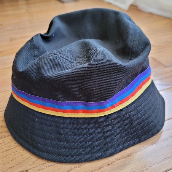 Vans Bucket Hat Rainbow Kids Sun Hat - Picture 2 of 7
